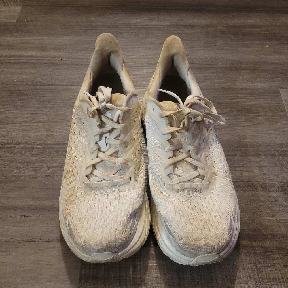 USED well loved Hokas